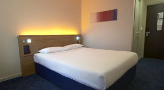 Travelodge Mitchell Lane 3*